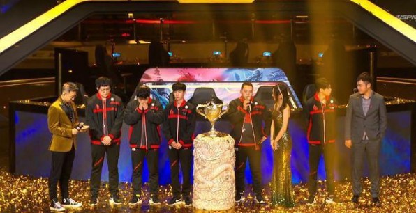 FaZe Clan 与 s1mple 的比赛在受欢迎程度上超过了IEM Dallas 2025决赛