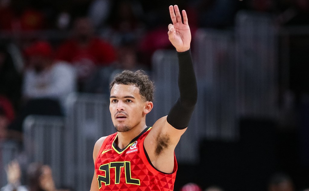 [NBA]詹姆斯击地传内线 拉拉维亚抛投命中