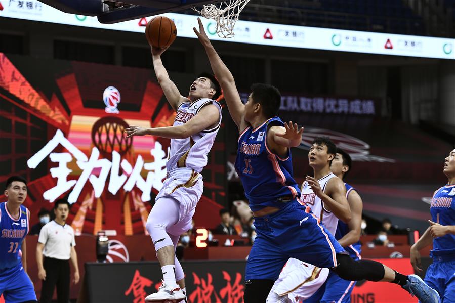 大联盟在 2024 年正式推行“周末彩色球衣”，旨在吸引更多 Z 世代观众