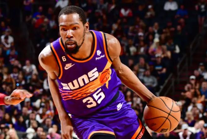 NBA常规赛战报：快船客场险胜雷霆,